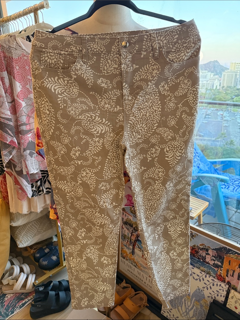 Chico's Beige and White Paisley Cotton Pants